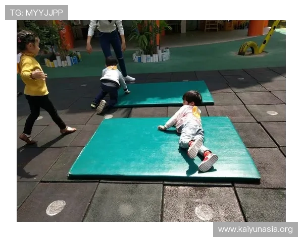 意昂体育官网详细解析游戏角色和装备系统，助你打造最强战队